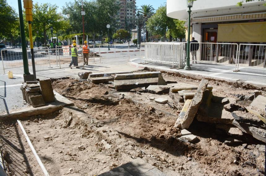 Quejas de comerciantes por la obra de la nueva peatonal