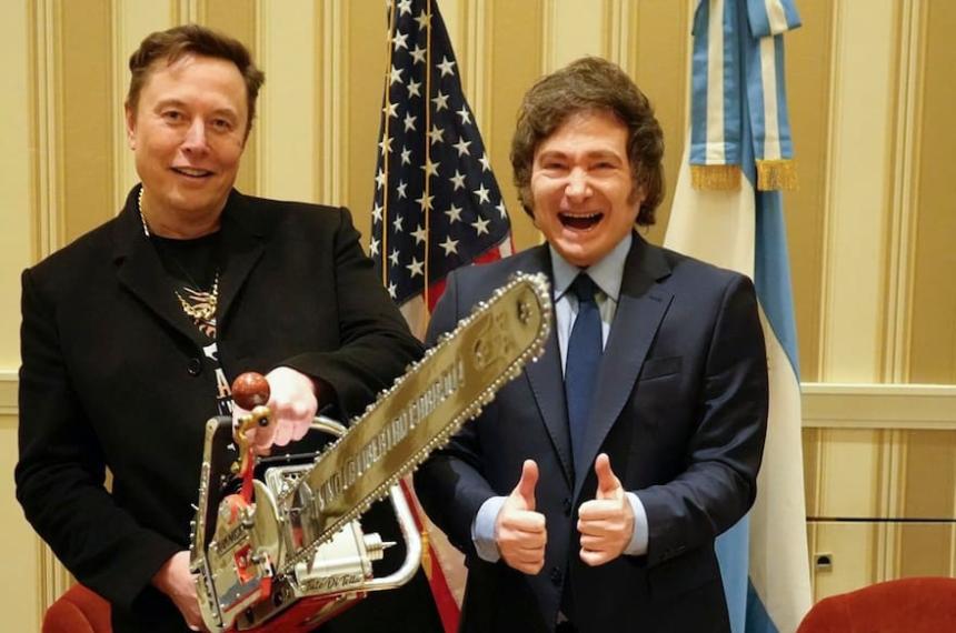 Hola amigo- Milei se reunioacute con Elon Musk y le regaloacute una motosierra