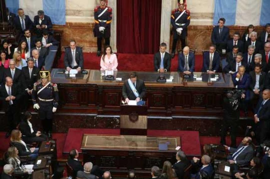 Asamblea Legislativa- crece la poleacutemica por las restricciones a la prensa