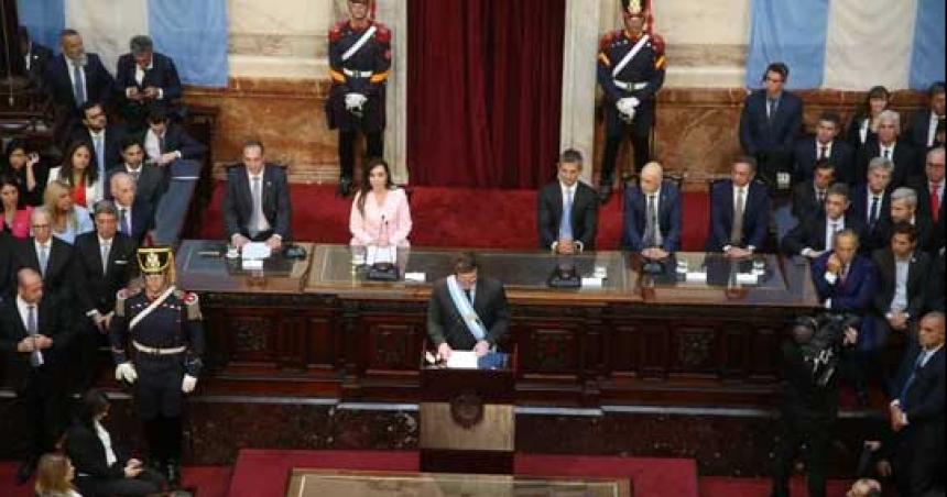 Asamblea Legislativa- crece la poleacutemica por las restricciones a la prensa