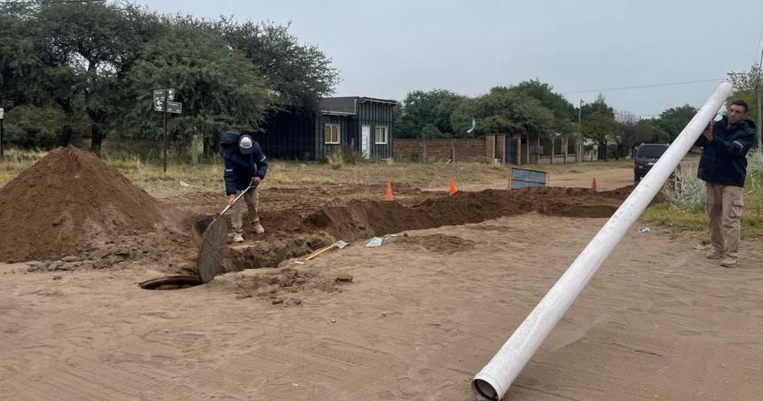 Avanza extensioacuten de la red cloacal en Toay