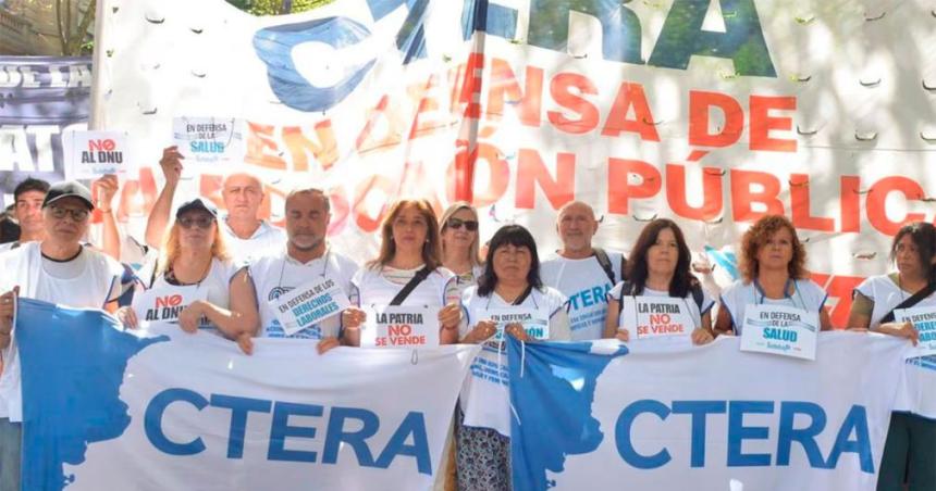 Los gremios docentes agrupados en la CGT suspendieron el paro previsto para el 5 de marzo