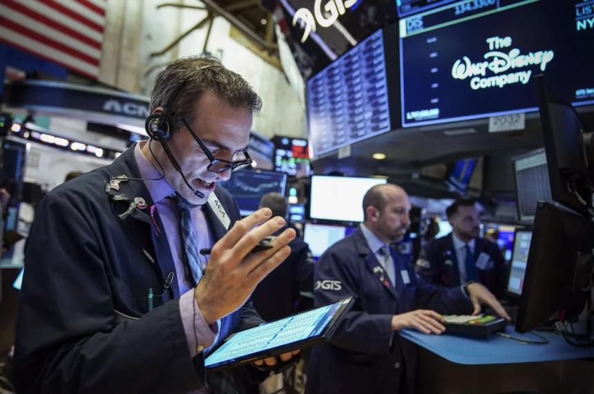 Por la guerra comercial caen las acciones argentinas en Wall Street