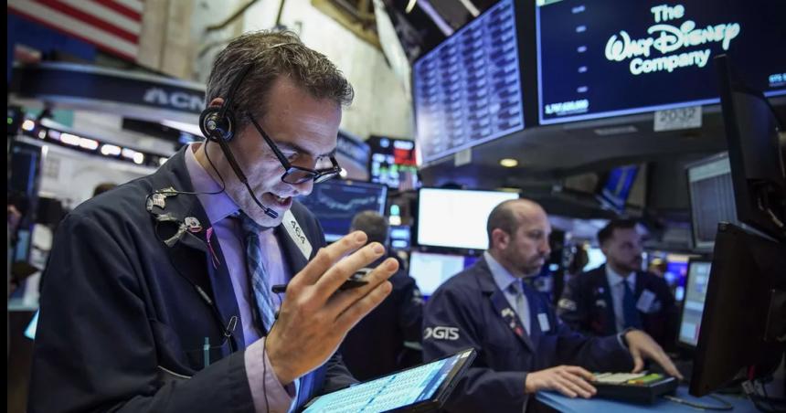 Por la guerra comercial caen las acciones argentinas en Wall Street