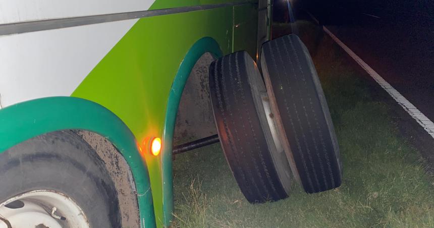 Pasajeros quedaron una hora y media varados en la ruta al salir de Santa Rosa