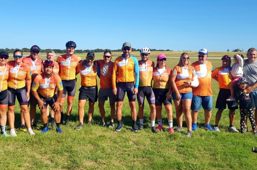 El Team Bienestar tambieacuten presente en la Gran Fondo