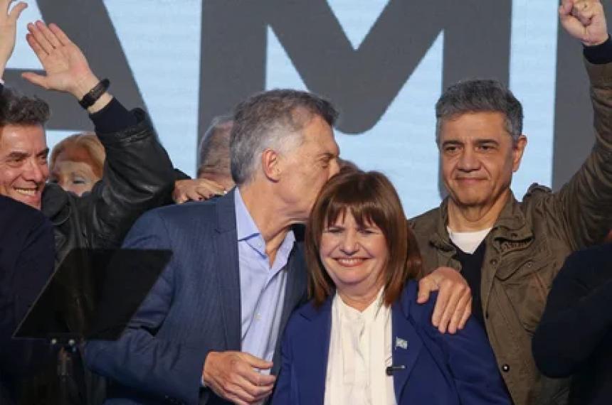 Patricia Bullrich se distancia de Mauricio Macri y pone fin al PRO