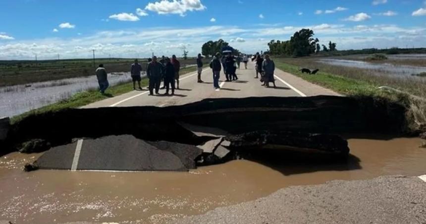 Por las lluvias colapsoacute un tramo de la Ruta 3 Sur