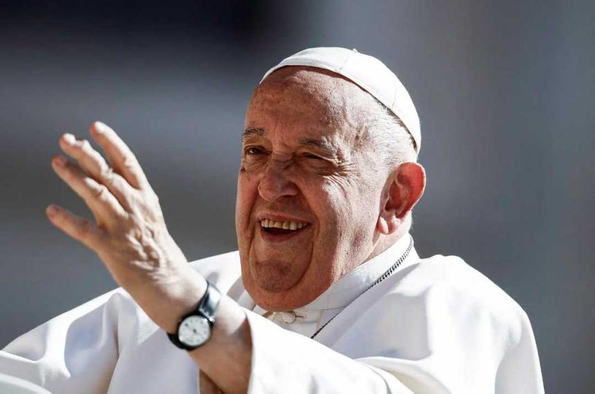 El papa Francisco sigue estable y festejoacute los 12 antildeos de su pontificado