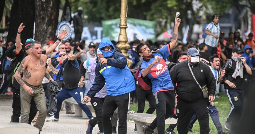 El diacutea despueacutes- Francos habloacute de una especie de golpe de Estado  