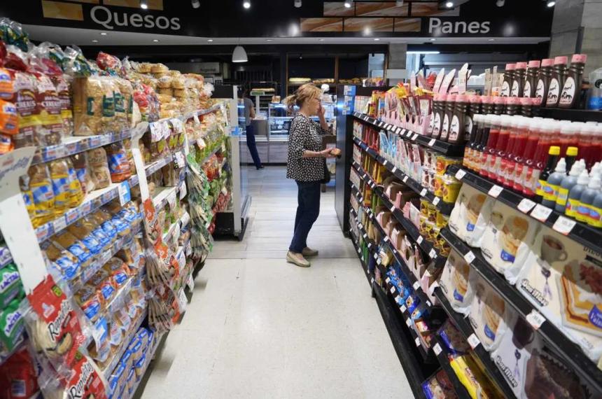 El consumo sigue en caiacuteda y las ventas de supermercados acumulan 15 meses de retraccioacuten