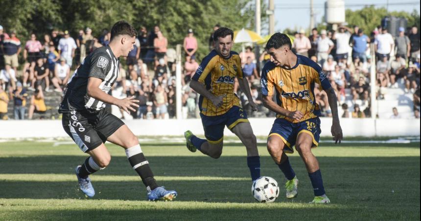 Santa Rosa y All Boys firmaron el empate