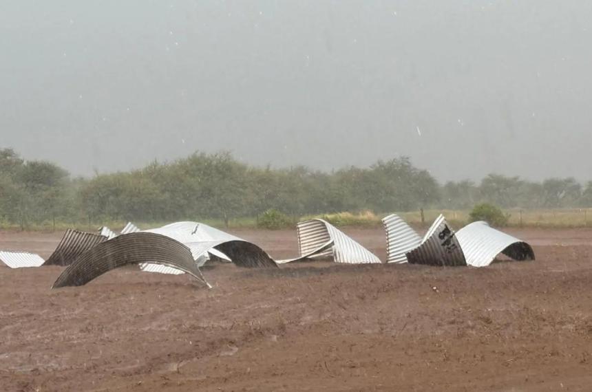 La tormenta anunciada golpeoacute a General Acha