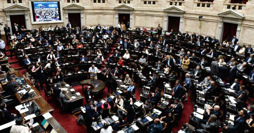 Queacute significa la aprobacioacuten del Congreso y cuaacuteles son los pasos del Gobierno para cerrar el acuerdo