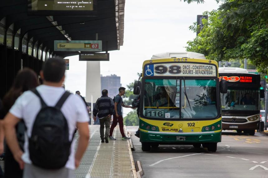 Confirmaron la adhesioacuten de los colectiveros al proacuteximo paro general de la CGT