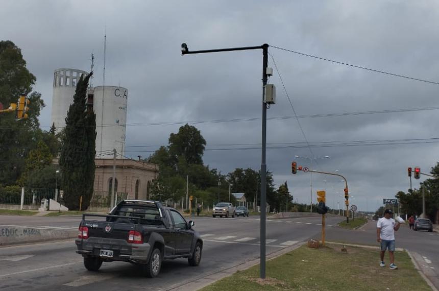 Cubrieron la Circunvalacioacuten con radares y caacutemaras para fotomultas