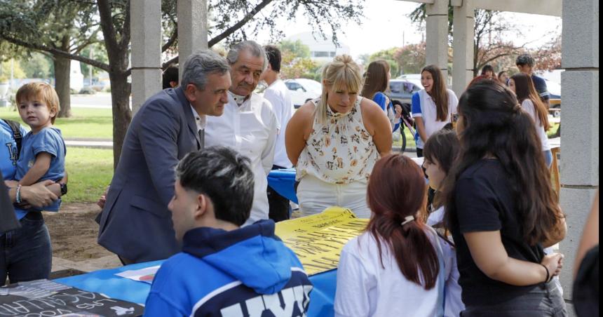 Muestra de Memoria y Compromiso en Toay