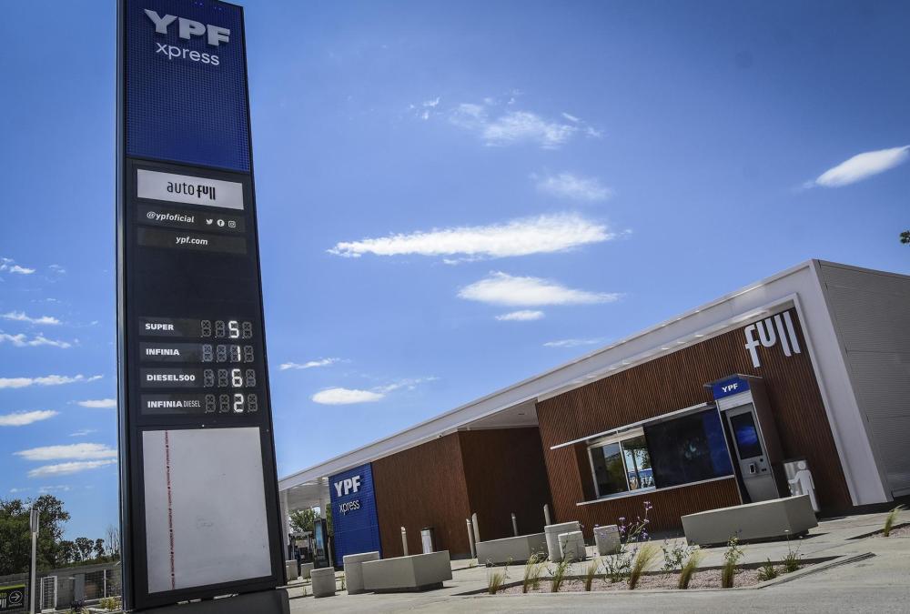 Inauguran En La Pampa La Primera Estaci N De Servicio Xpress De Ypf Del